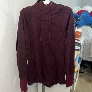 Avalanche Pullover Hoodie Size Small